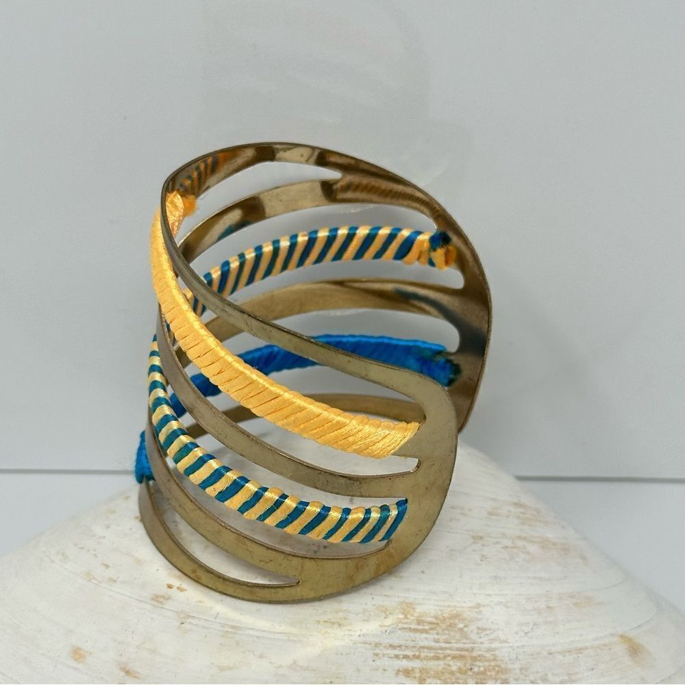 Original large cuff bangle - Picture 2 of 3